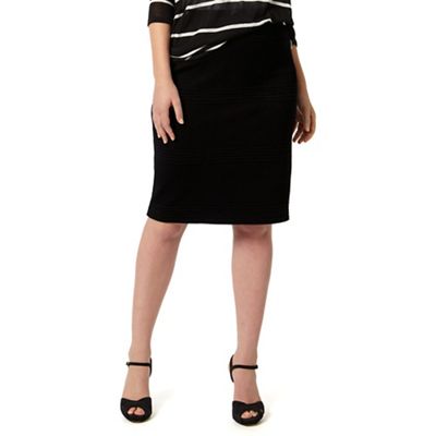 Studio 8 Sizes 12-26 Black siobhan skirt